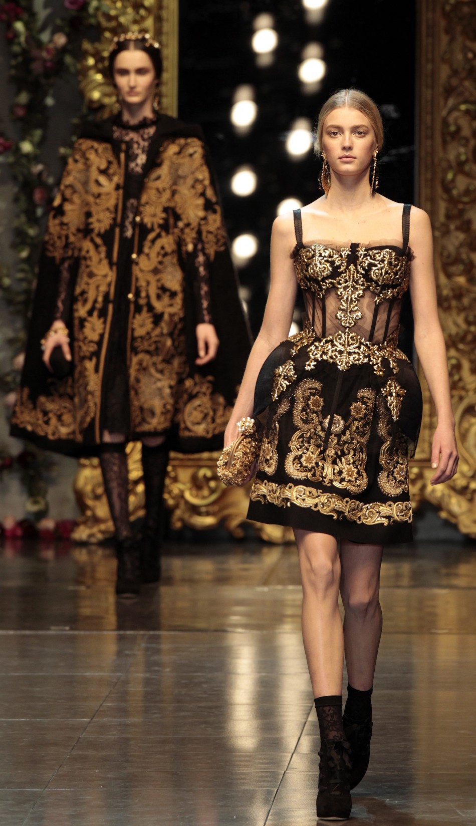 2012 Milan Fashion Week: Dolce & Gabbana's Baroque Romanticism [SLIDESHOW]