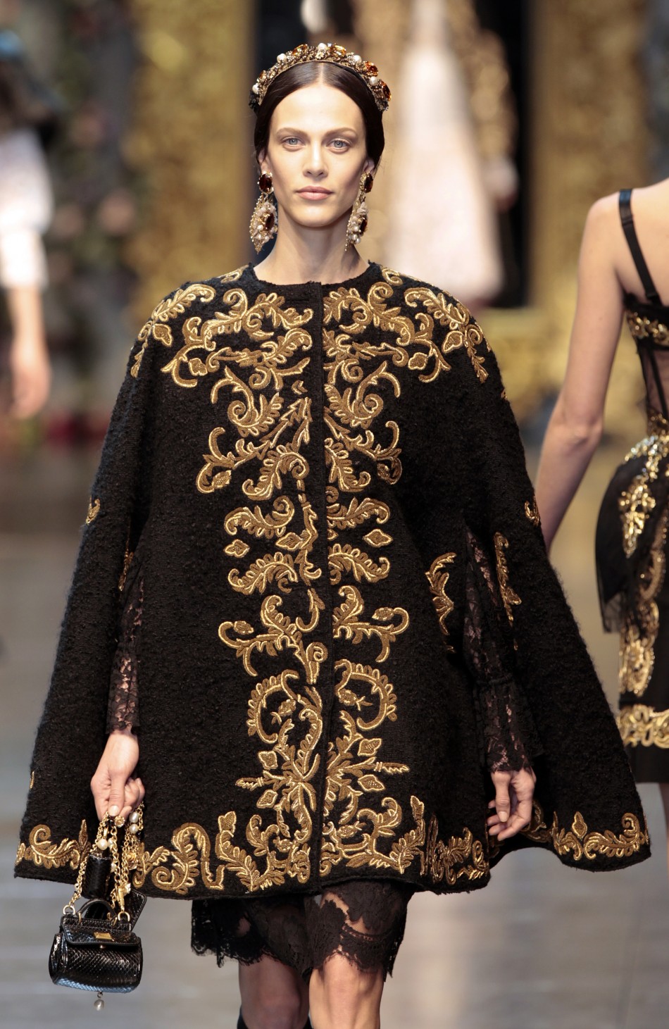 2012 Milan Fashion Week Dolce And Gabbanas Baroque Romanticism Slideshow Ibtimes Uk 