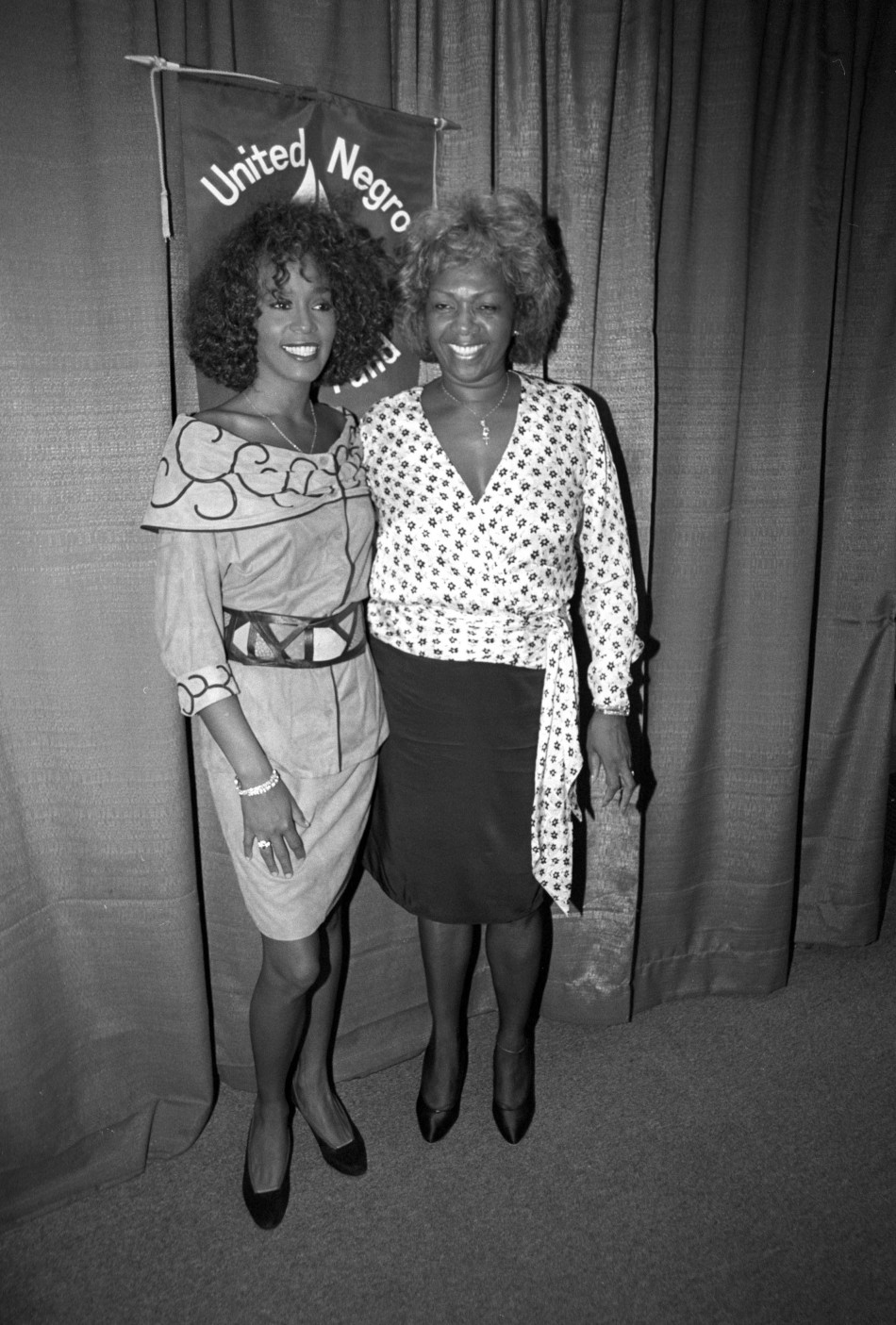 Whitney Houston Death: Mother Cissy Houston To Release Tell-All Book ...