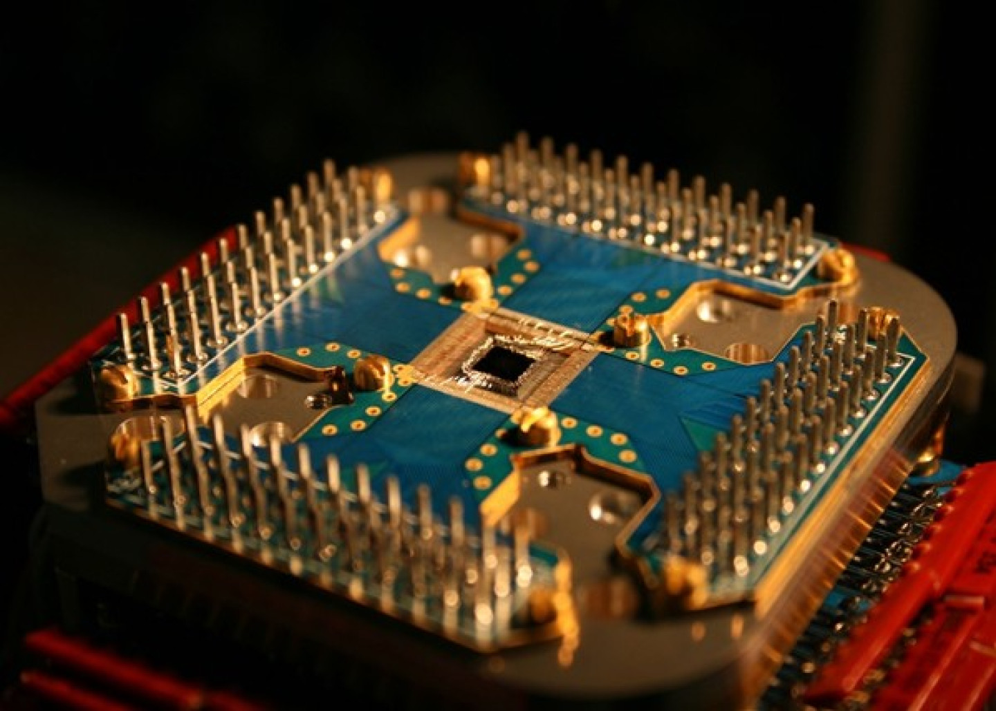 Quantum Optimisation Processor