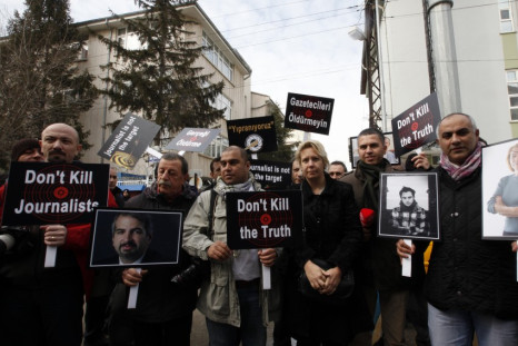 Turkish journalists in Ankara demonstrate against killing of journalists in Syria
