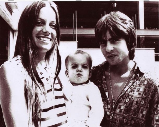 Davy Jones with family