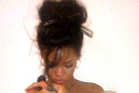 Rihanna&#039;s racy tweet