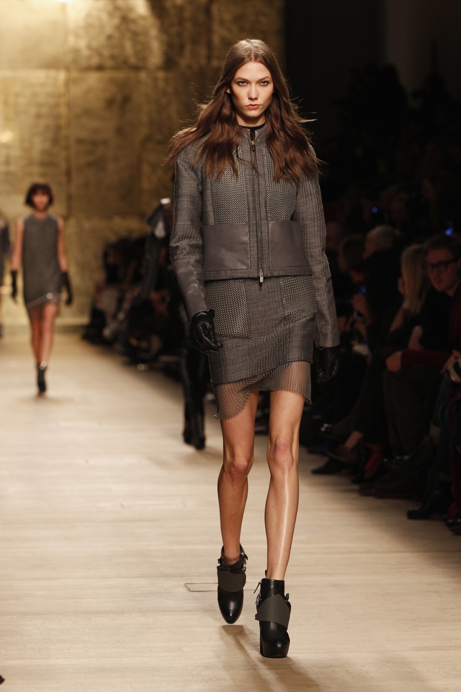 Karle Kloss Catwalk Return Modelss Top 10 Looks at Paris Fashion Week
