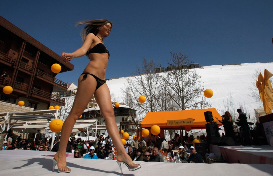 Hottest Lingerie Models in the 2012 Ski and Fashion Festival