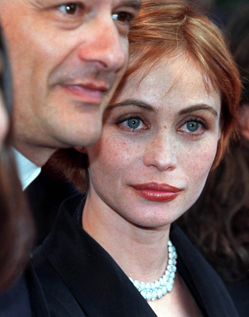 French actress Emmanuelle Beart in 1998