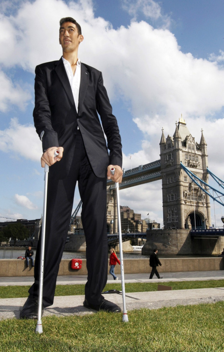 Sultan Kosen - World's Tallest Man
