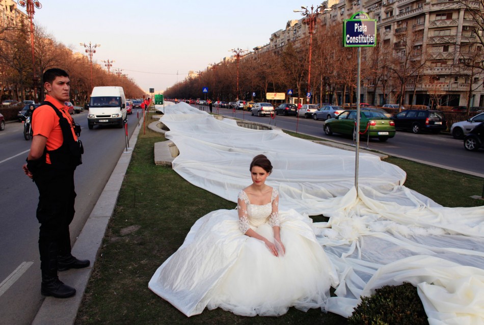 Longest Wedding Dress Romanian Models Wins World Record for 2 750