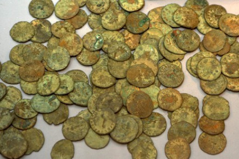 Largest Collection of 30000 Roman Coins Unearthed in Britain