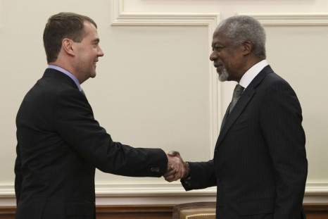 Russian President Medvedev shakes hands with U.N.-Arab League envoy Annan during their meeting in Moscow