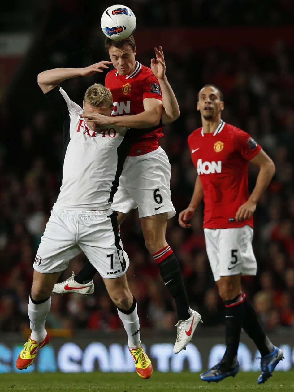 Soccer - Barclays Premier League - Manchester United v Fulham - Old Trafford
