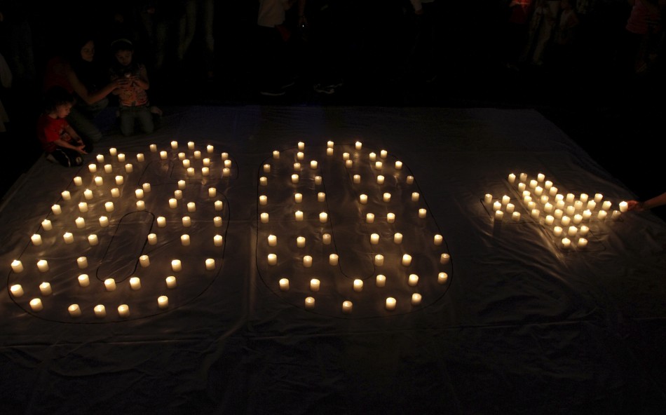 Celebrities Come Together for Observing 2012 Earth Hour