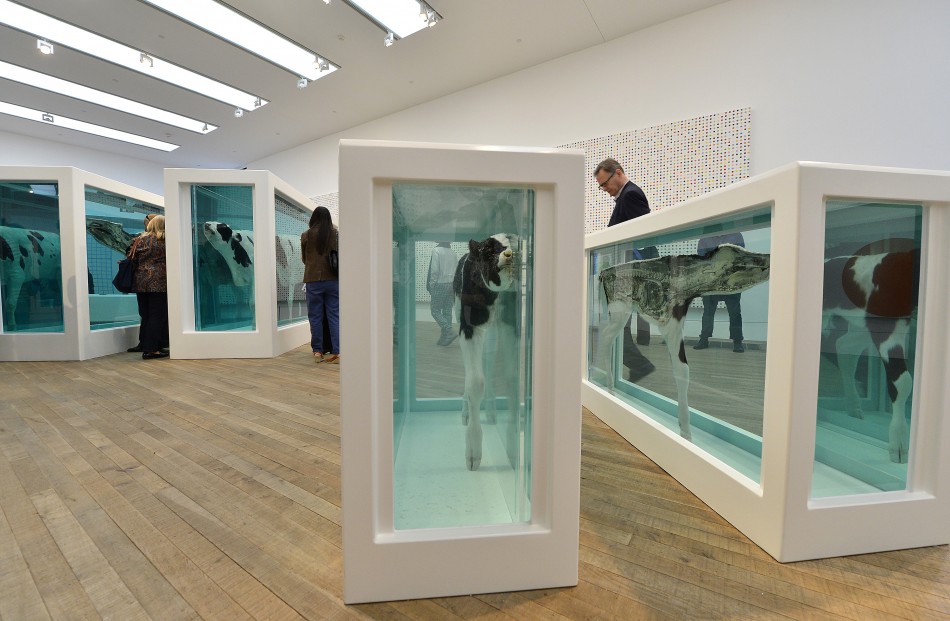 Damien Hirsts Tate Modern Retrospective