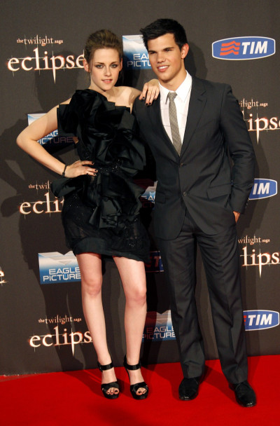 U.S. actors Lautner and Stewart pose as they arrive for the red carpet to promote the movie quotThe Twilight Saga Eclipsequot in downtown Rome U.S. actors Lautner and Stewart pose as they arrive for the red carpet to promote the movie quotThe Twilight Saga Eclipsequot in downtown Rome