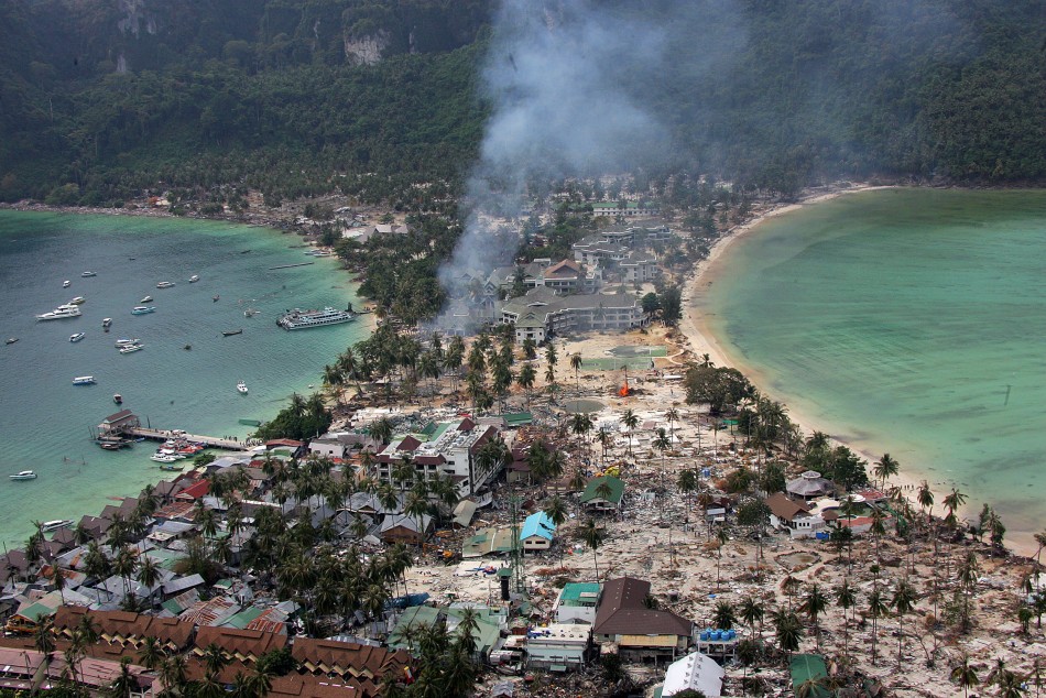 Earthquake strikes off Indonesia