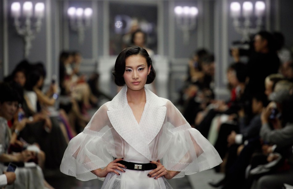 Bill Gayttens Spring Summer 12 Haute Couture Shanghai Show for Dior