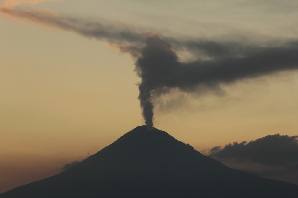 The Popocatepetl volcano spews a cloud of ash and steam high into the air (Reuters) The Popocatepetl volcano spews a cloud of ash and steam high into the air (Reuters)