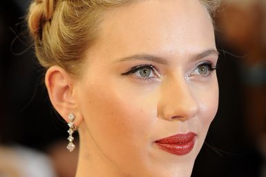 Scarlett Johansson Smoulders in European ‘Avengers’ Premiere Red Carpet