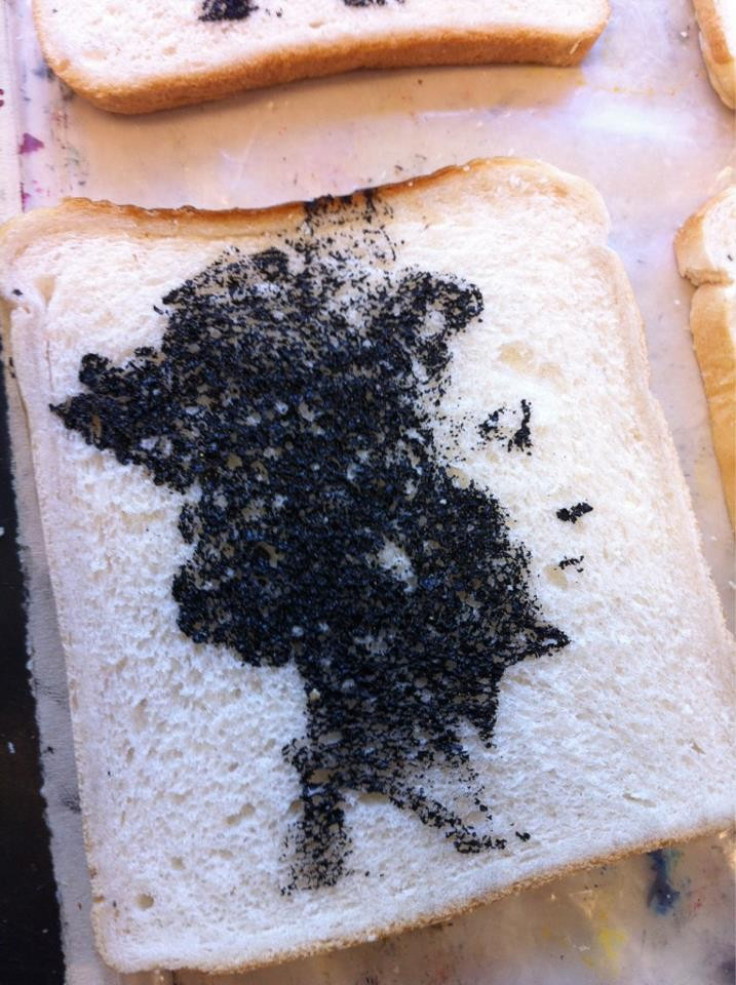 Queen on Toast : Sussex students create Queens image on toast