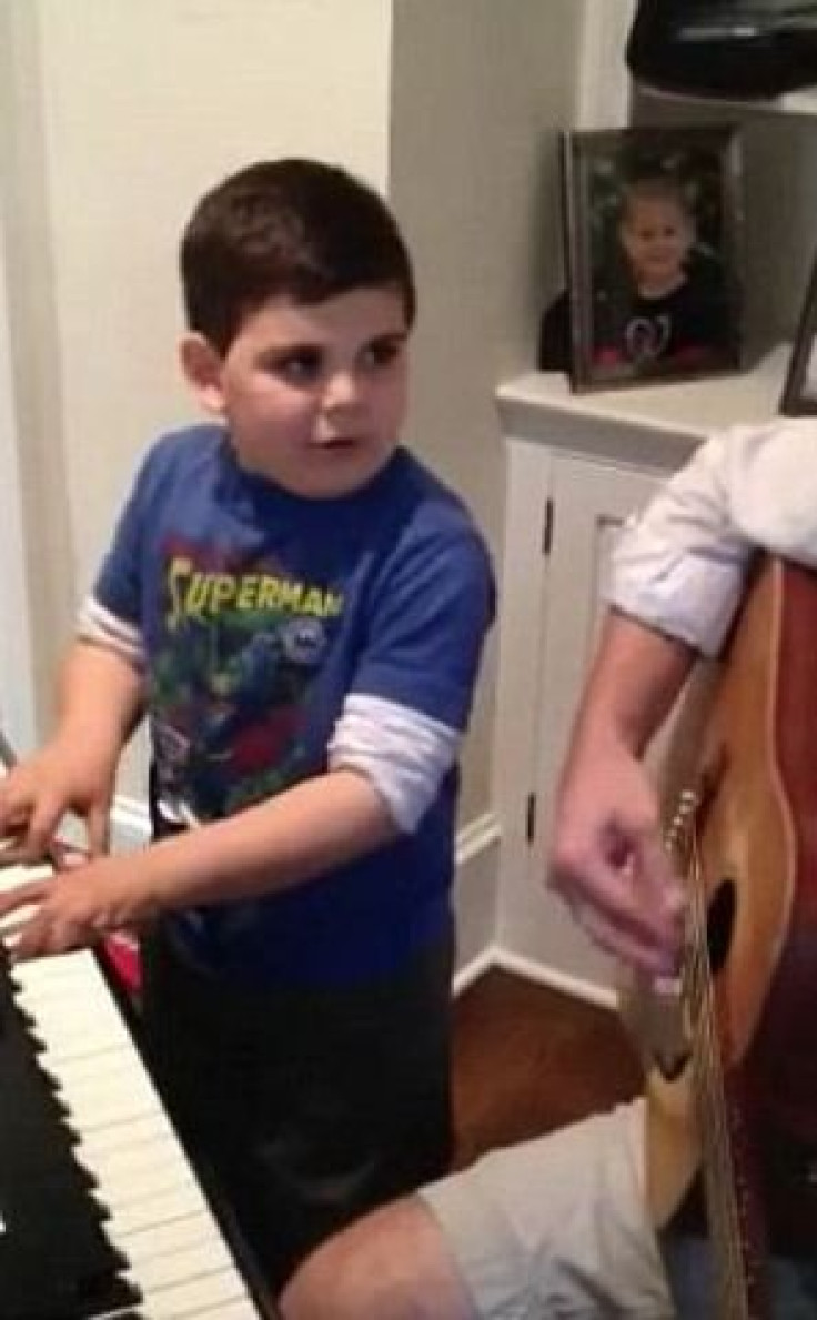 Ethan Walmark, the 6 Year Old Autistic Boy Plays Piano Man, turns internet sensation