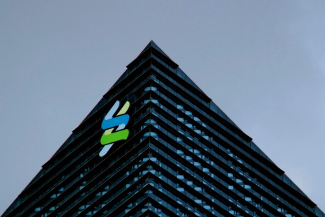 Standard Chartered Misses Previous 10% Growth Target