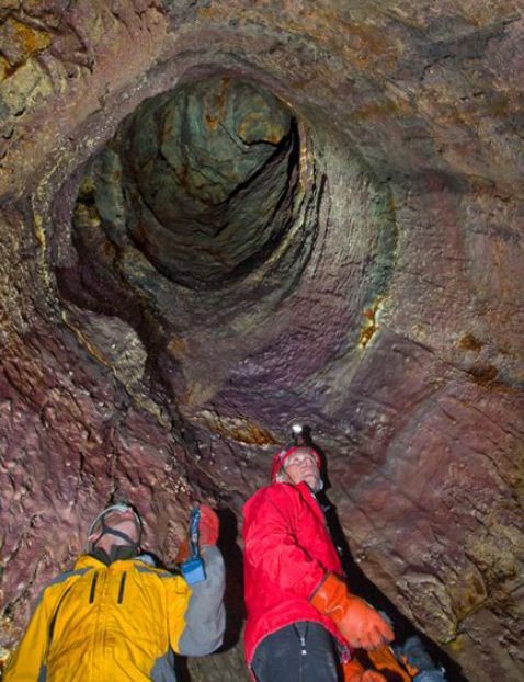 Belly of the Beast: Iceland's Thrihnukagigur Volcano Allows You to ...