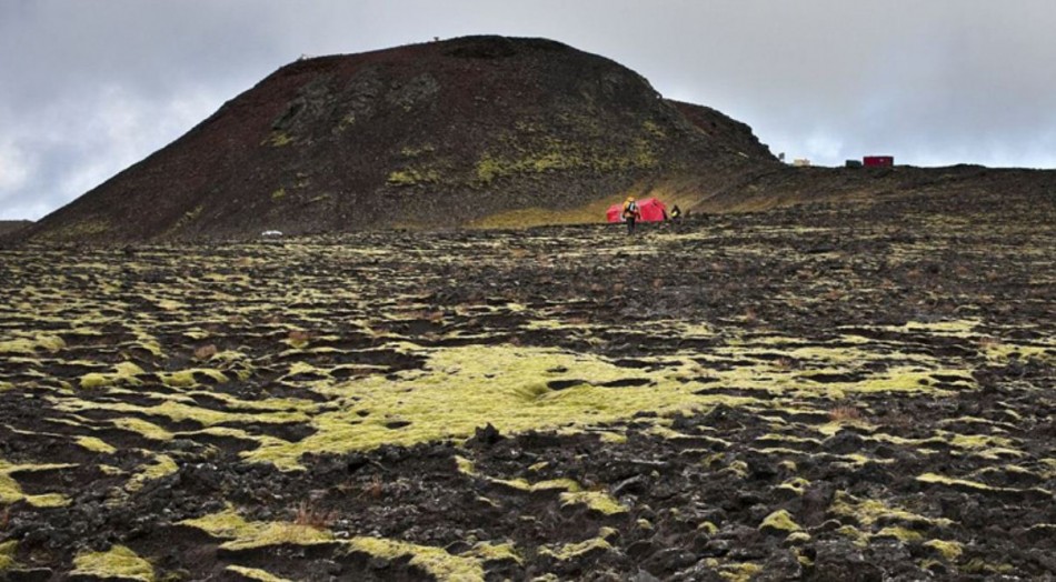 belly-of-the-beast-iceland-s-thrihnukagigur-volcano-allows-you-to
