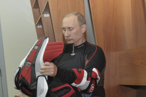 Putin hockey match