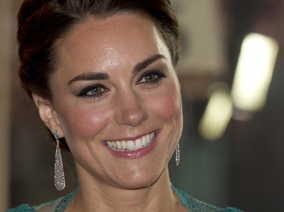 Kate Middleton's Smile Voted the Best by Britain [PHOTOS]