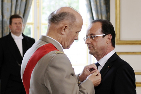 France&#039;s newly-elected President Francois Hollande is awarded &quot;Grand Maitre&quot; in the Order of the Legion of Honour