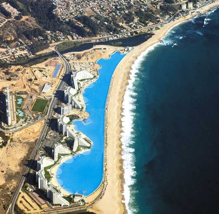 World's largest pool at San Alfonso del Mar resort in Chile. (Photo: Wikimedia Commons)