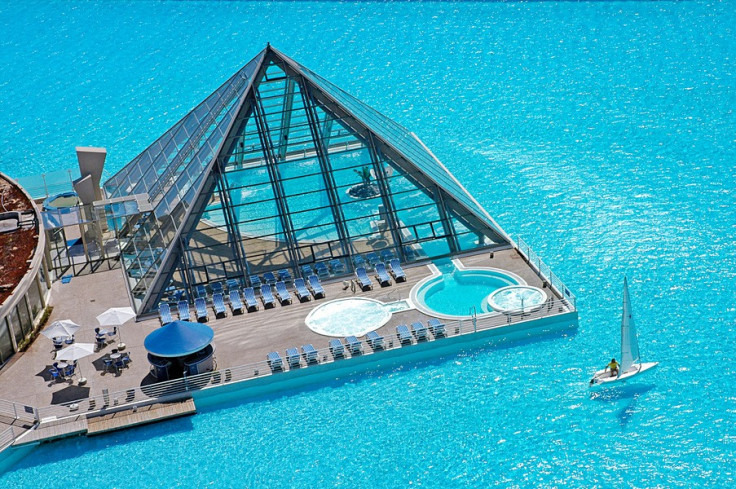 World's largest pool at San Alfonso del Mar resort in Chile. (Photo: San Alfonso del Mar)