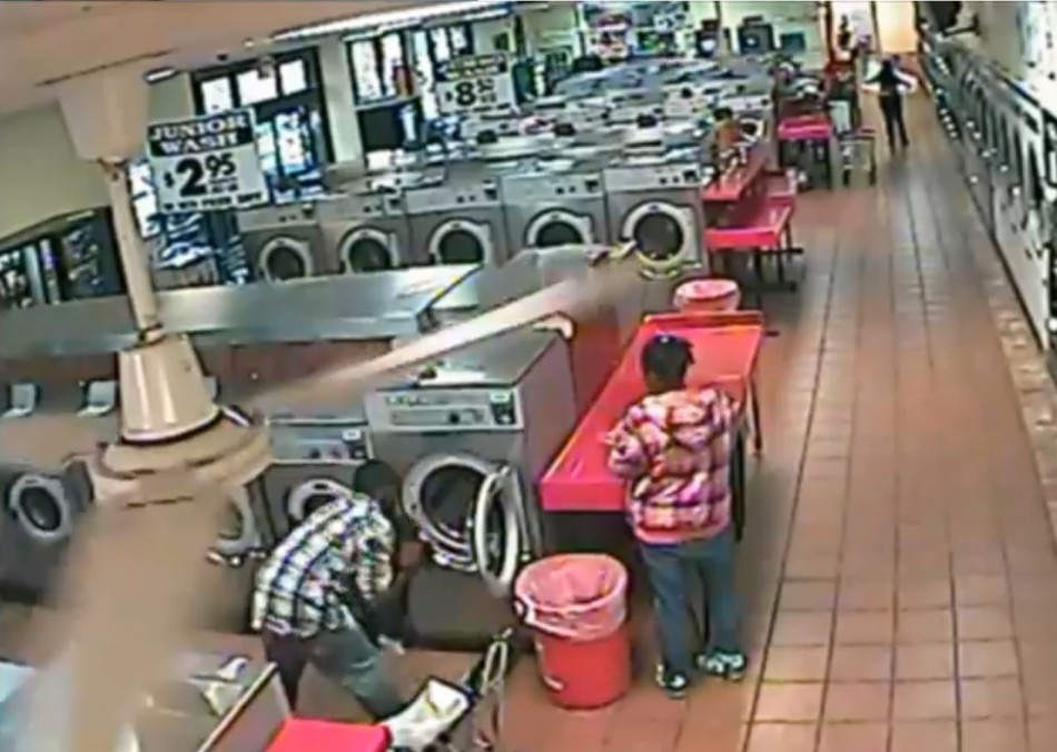 Epic Parenting Fail at a Laundromat: YouTube Video goes Viral