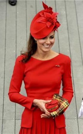 Kate Middleton vs. Pippa Middleton Style Showdown at the Queens Diamond Jubilee