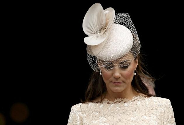 Kate Middleton Opts for fake earrings