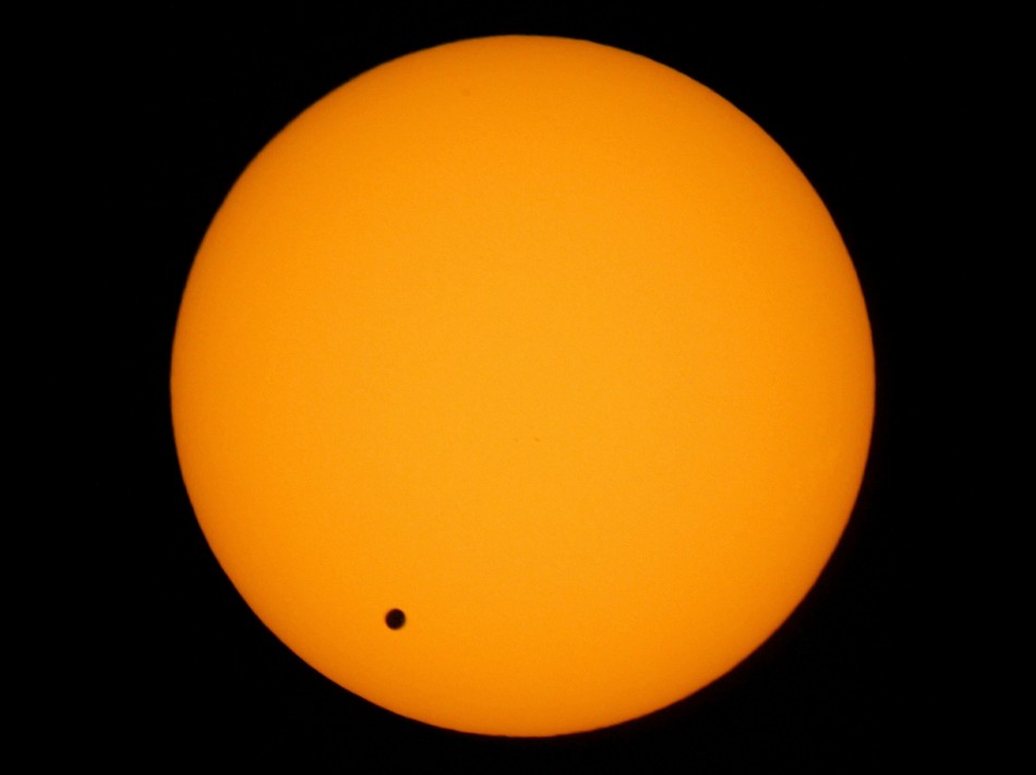 Transit of Venus Witnessed Across the World [STUNNING PHOTOS]