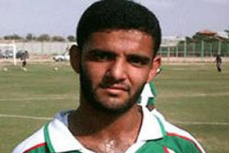 Israel agrees to release Palestinian footballer Mahmoud Sarsak in return for ending hunger strike