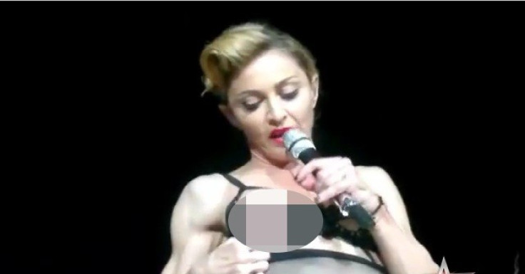 Madonna Flashing