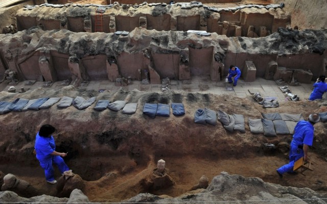 More than 100 New Terracotta Warriors of Qin Dynasty Unearthed in China PHOTOS