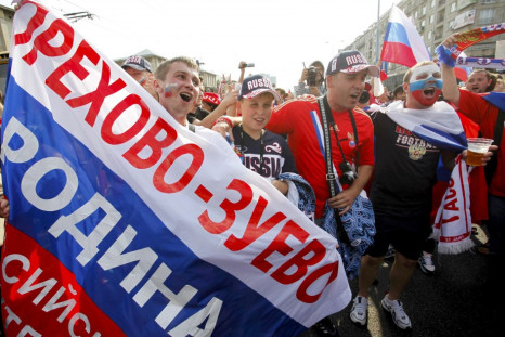 Russian fans arrive in Warsaw