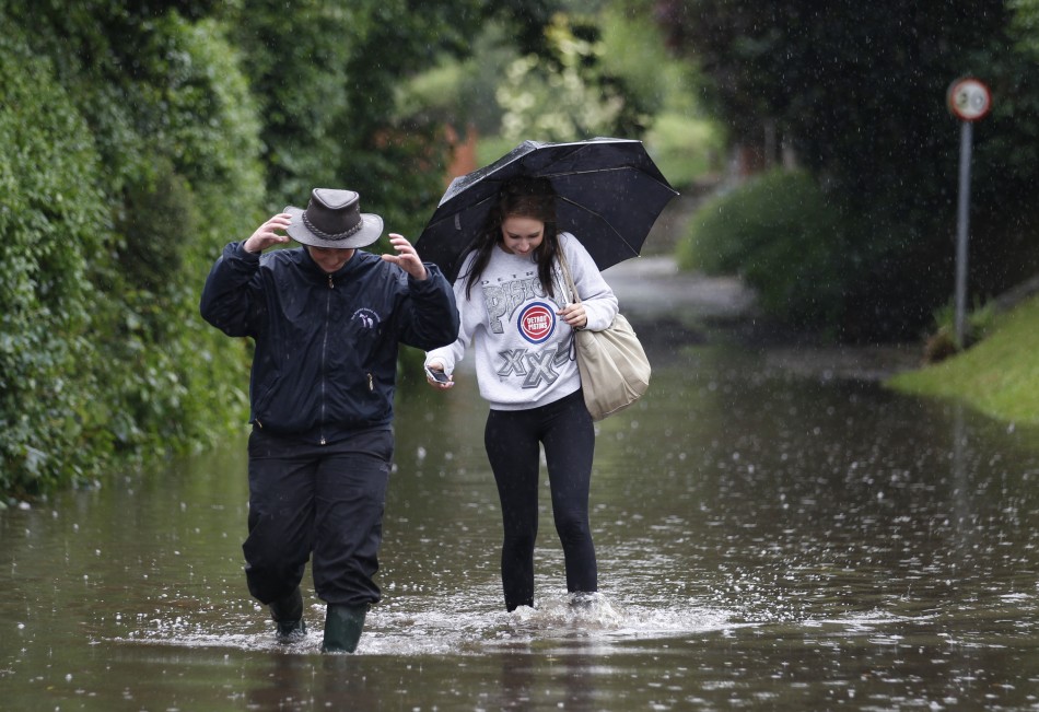 Winds And Heavy Rain To Pound Southwest England And Wales [VIDEO ...