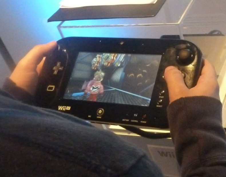 project p100 wii u games console launch review 5 players inside a building