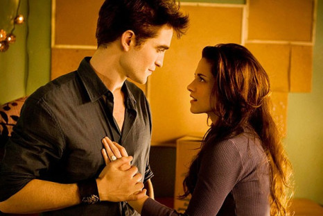 Robert Pattinson And Kristen Stewart's On-Screen Romantic Moments From 'Twilight' Saga [PHOTOS]
