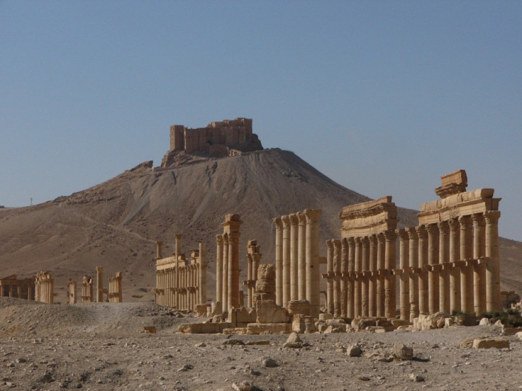 palmyra ruins, palmyra desert city, plalmyra roman city in syria, palmyra syria history, palmyra location, palmyra sites