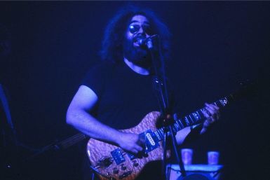 Jerry Garcia&#039;s “Lucky Number 13” Personal Guitar Fetched £39854 at Memorabilia Auction