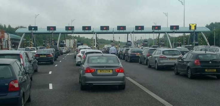 Traffic jam after armed police closed M6 Toll motorway (Birmingham Mail)