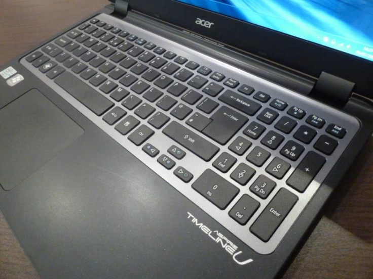 02 Acer Aspire TimeLine M3 Ultra Laptop Review keyboard