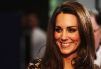 Catherine, Duchess of Cambridge attends the UK premiere of War Horse on the eve of her 30th birthday, at the Odeon Leicester Square cinema in London January 8, 2012 in London, England.  Kate sports her trademark glossy blow-dry hairdo. (Photo: REUTERS/Ian