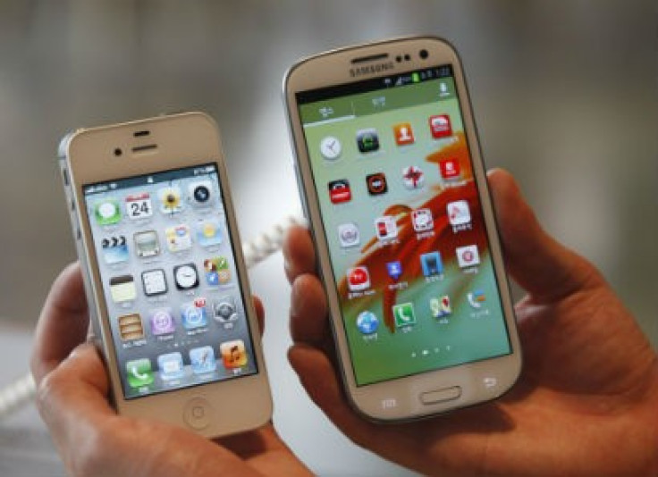 iPhone 4S vs Galaxy S3