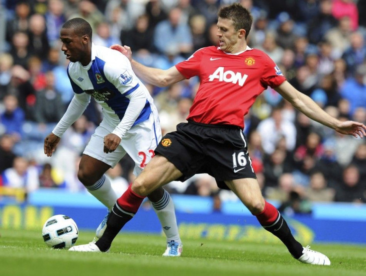 Michael Carrick (R)